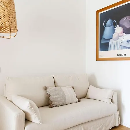 The Rent - Cozy One-bedroom In Porta Romana Area Daire