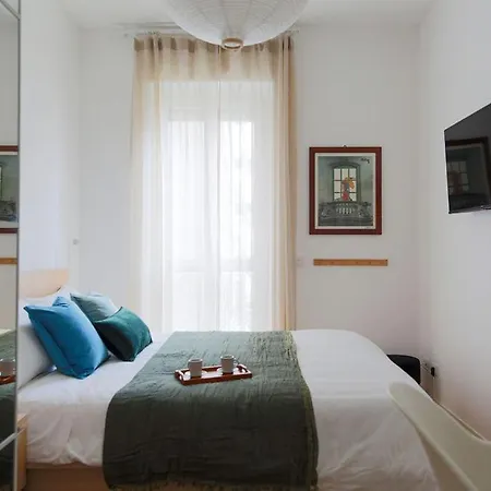 Apartment The Rent - Cozy One-bedroom In Porta Romana Area *